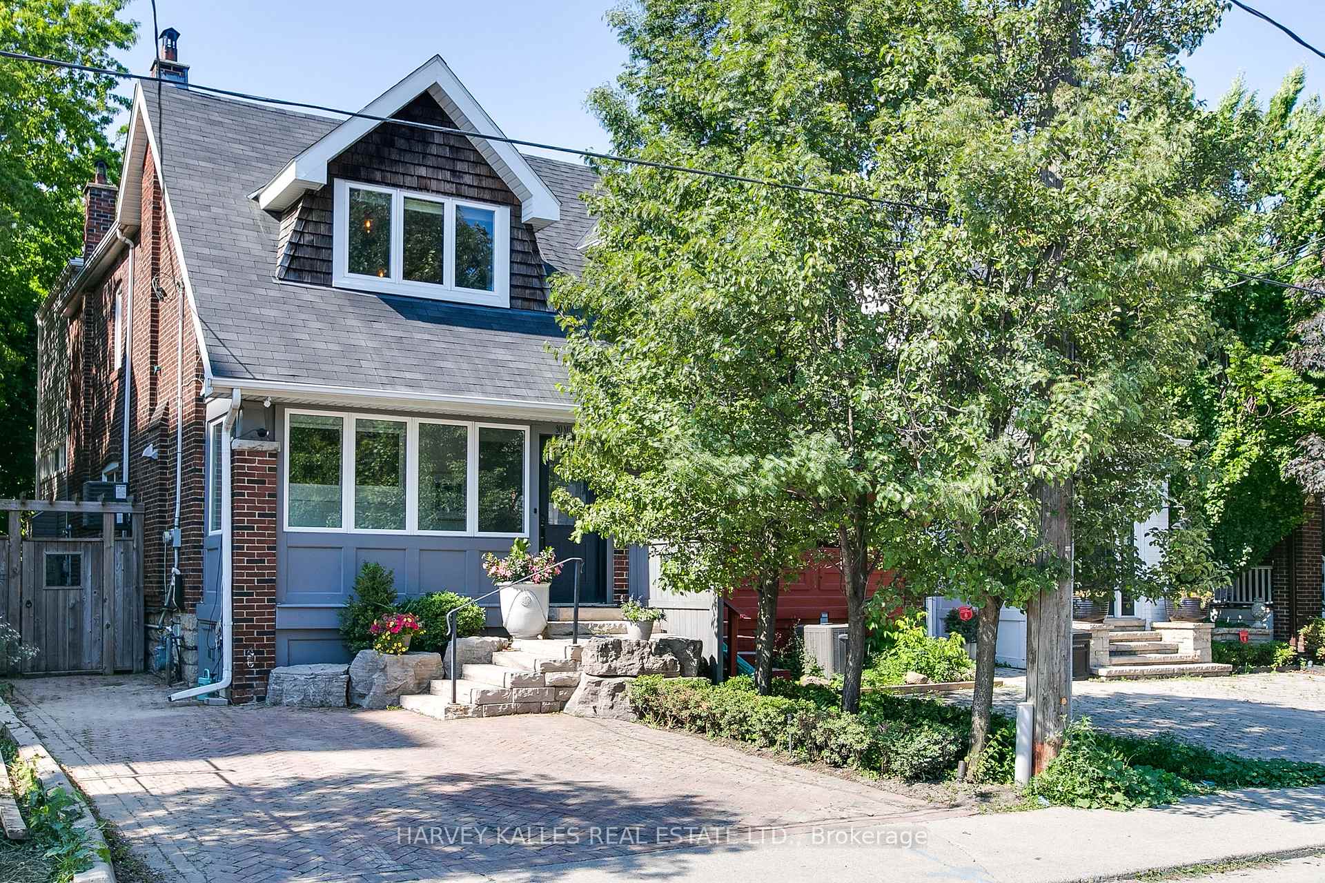 Photo 1 of 30 Millwood Road, Toronto, Mount Pleasant West — HOMEH