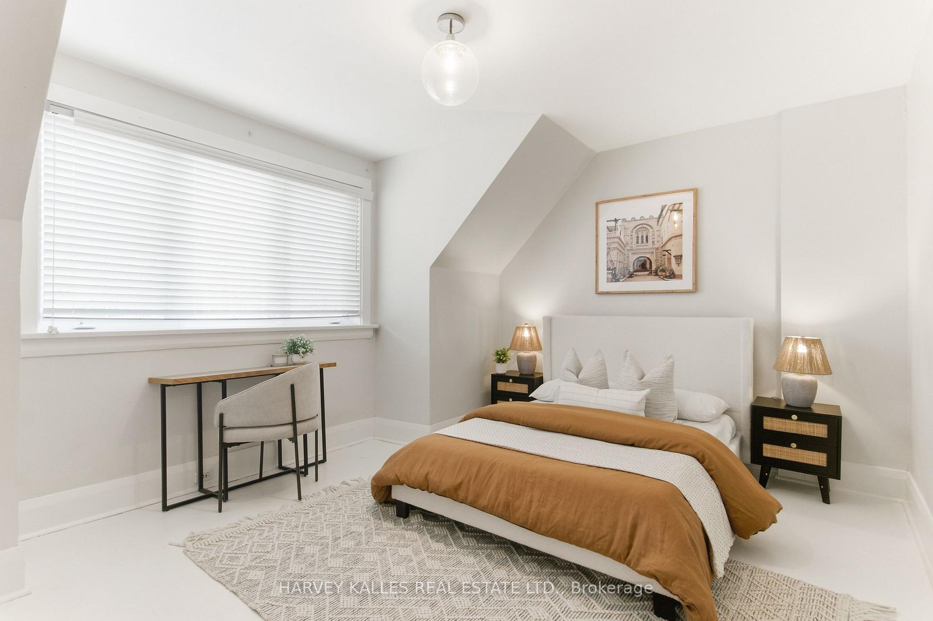 Photo 24 of 30 Millwood Road, Toronto, Mount Pleasant West — HOMEH