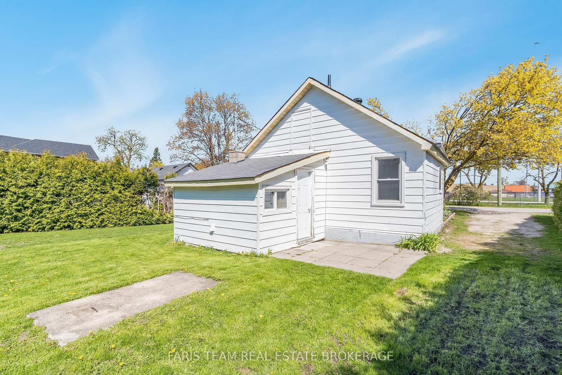Photo 28 of 32 Lorne Avenue, Collingwood — HOMEH