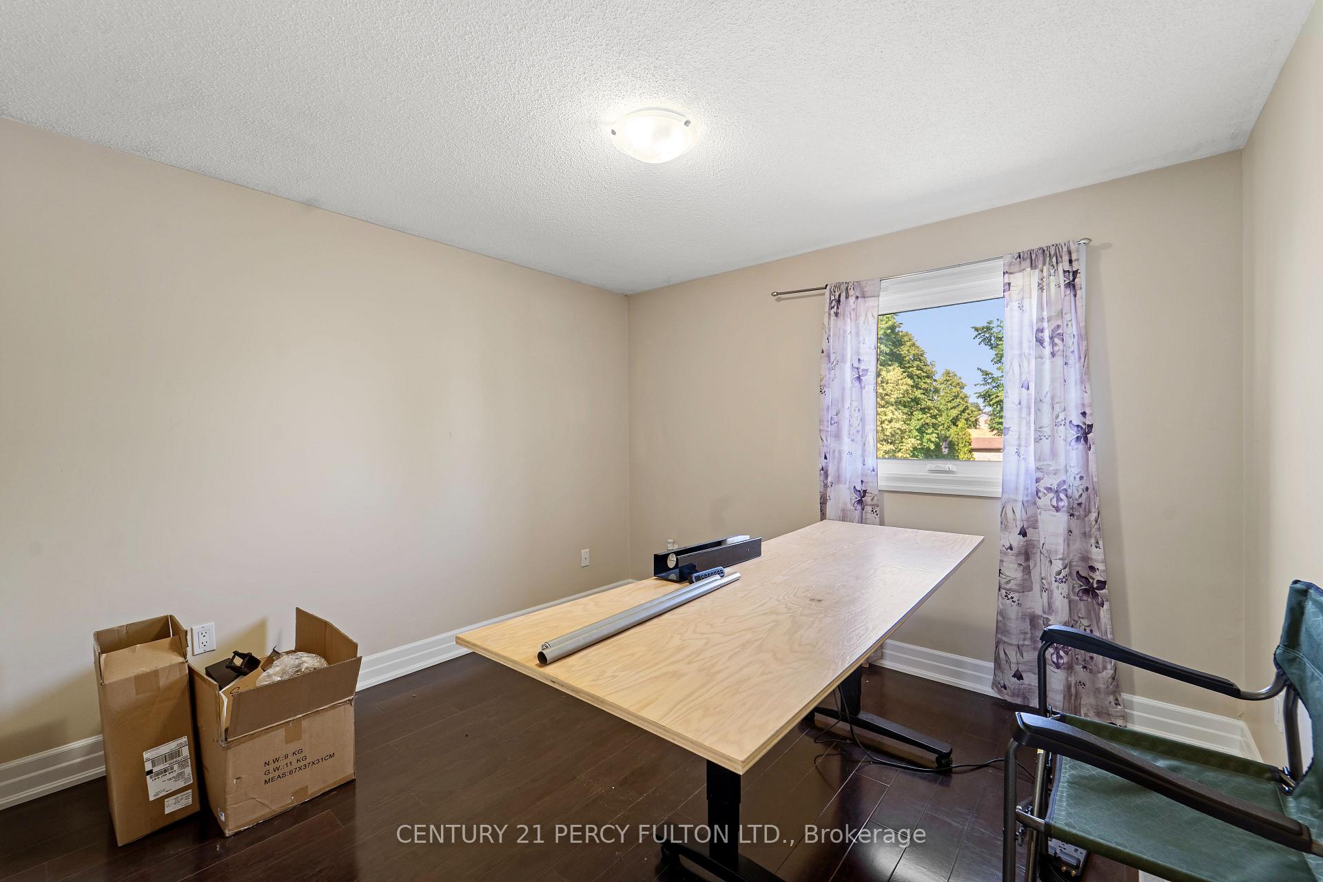 Photo 18 of 55 Chalmers Crescent, Ajax, Central — HOMEH