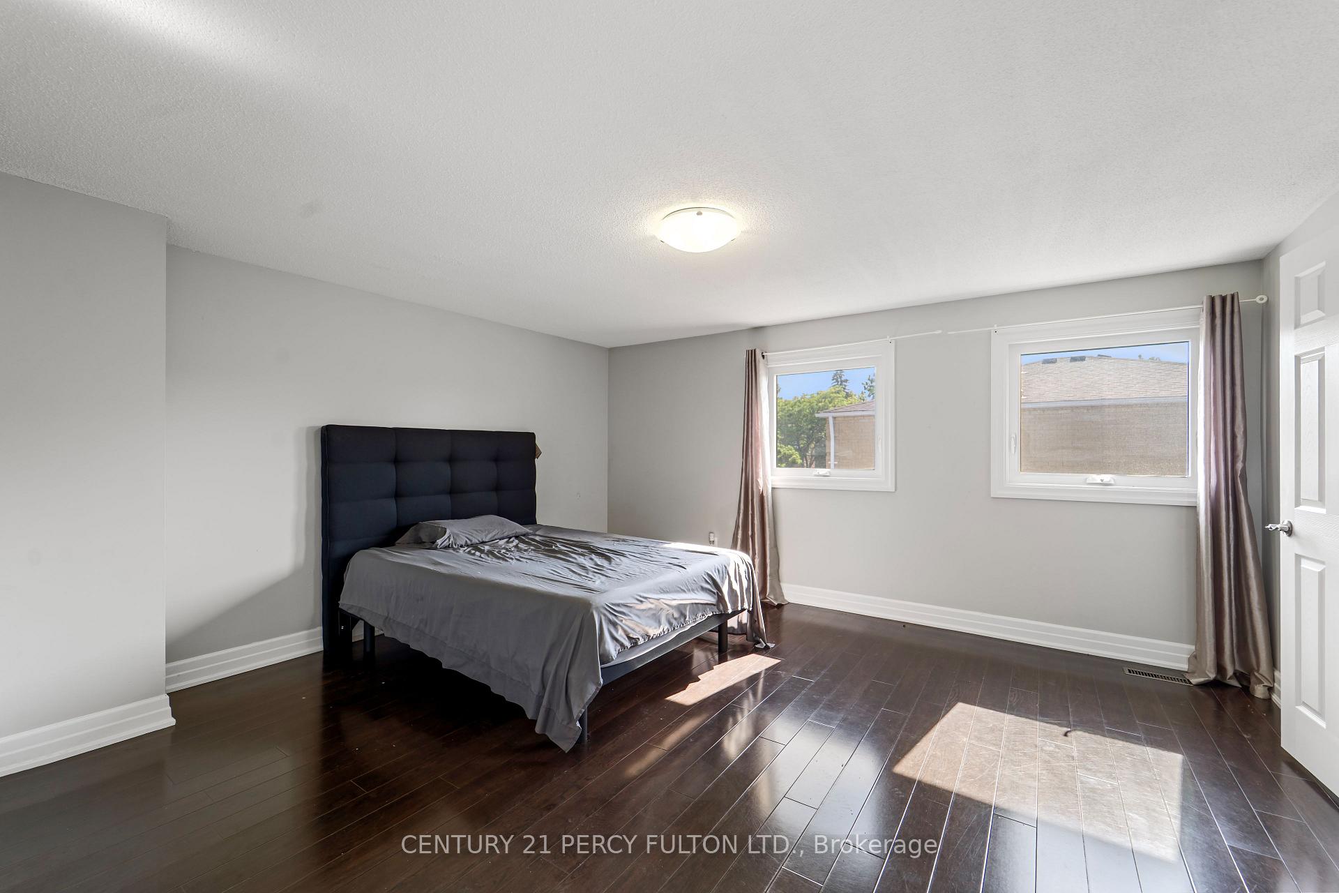 Photo 21 of 55 Chalmers Crescent, Ajax, Central — HOMEH