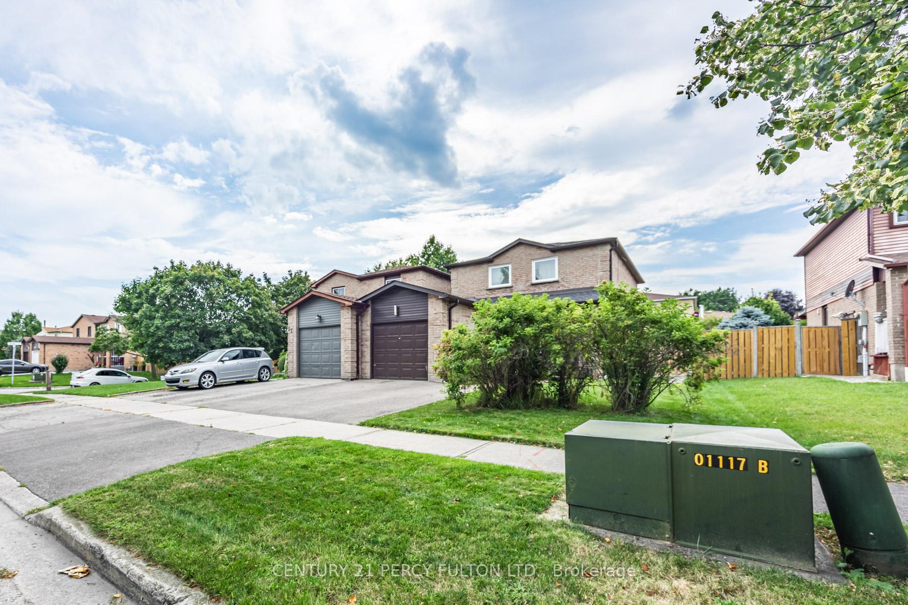 Photo 32 of 55 Chalmers Crescent, Ajax, Central — HOMEH