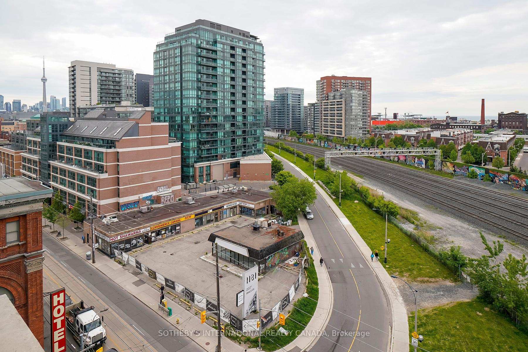 Photo 16 of Unit 706, 2 Gladstone Avenue, Toronto, Little Portugal — HOMEH