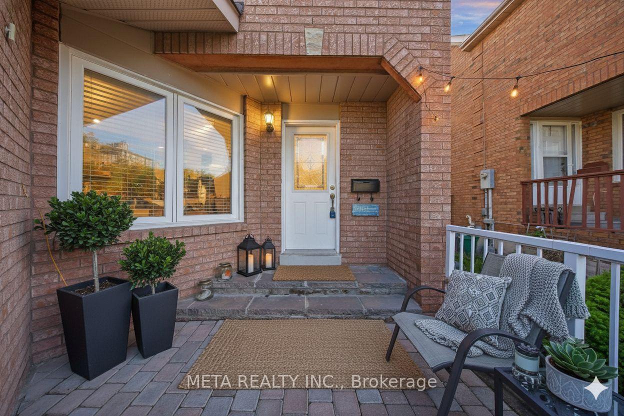 Photo 1 of 12 Heaver Drive, Whitby, Pringle Creek — HOMEH