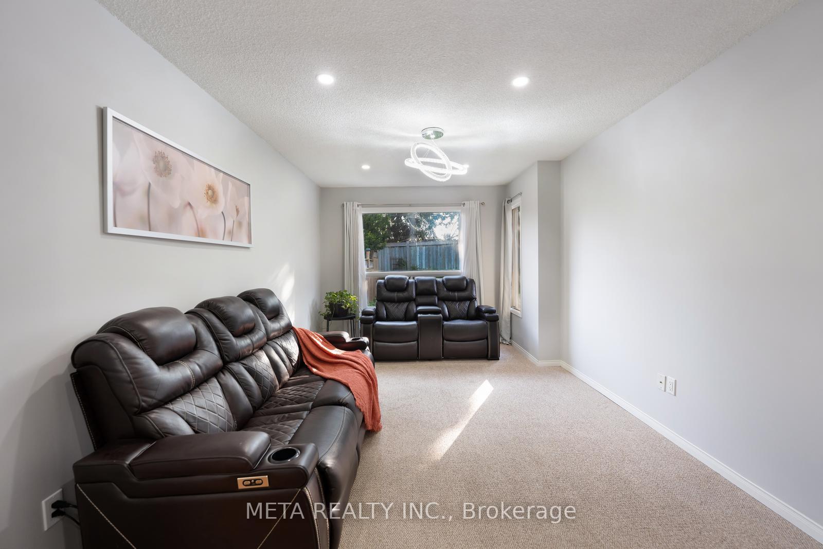 Photo 7 of 12 Heaver Drive, Whitby, Pringle Creek — HOMEH