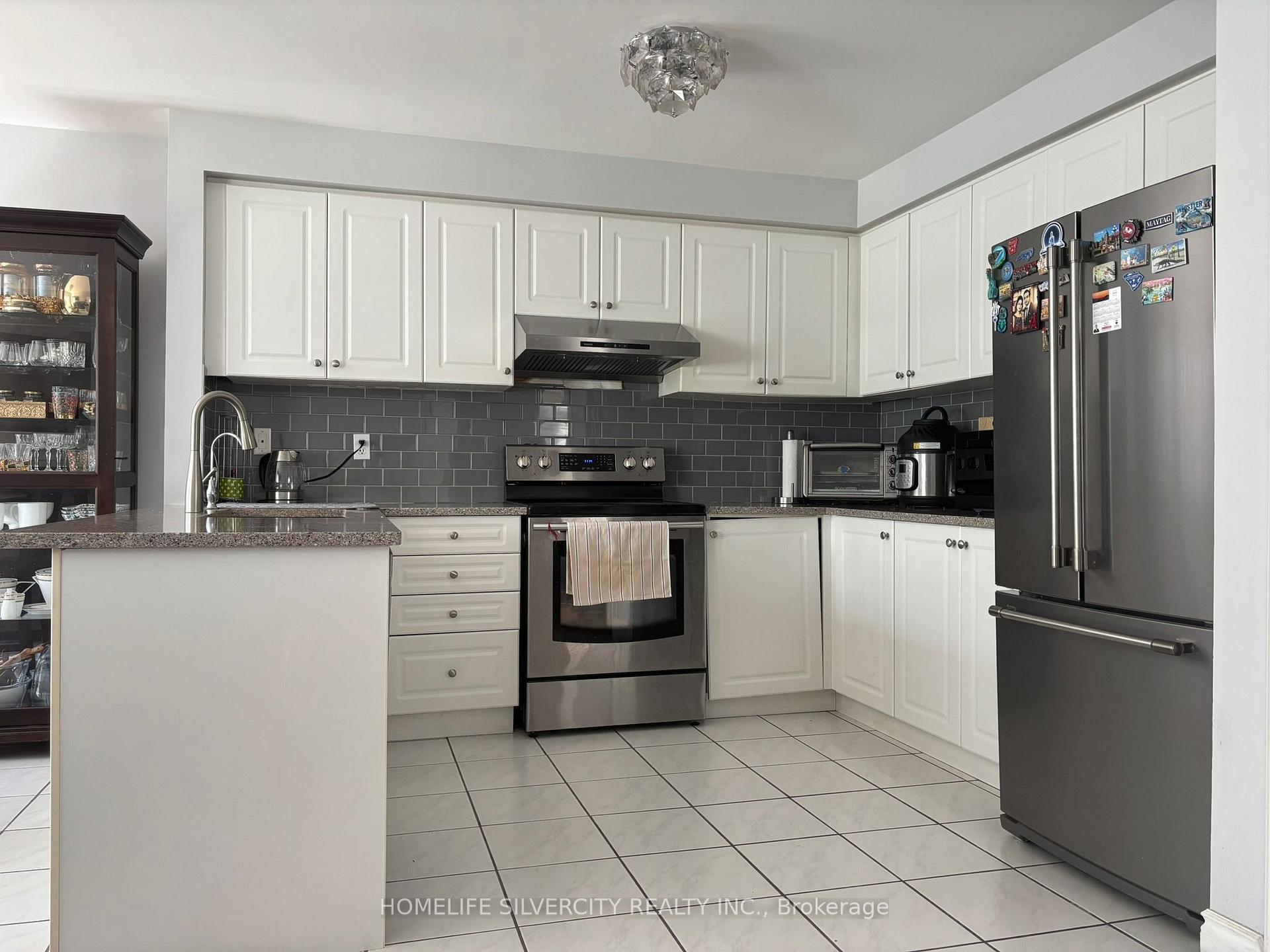 Photo 4 of 111 Edward Jeffreys Avenue, Markham, Wismer — HOMEH
