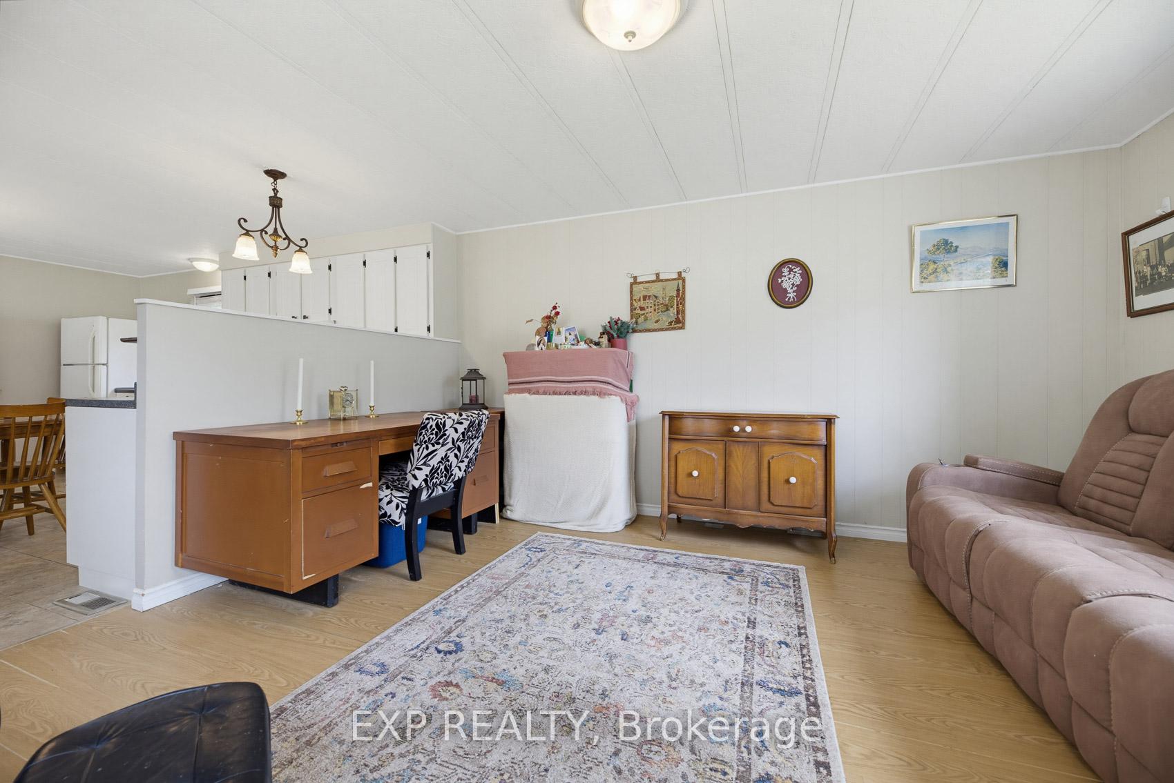 Photo 14 of 23 Heather Avenue, Erin, Hillsburgh — HOMEH
