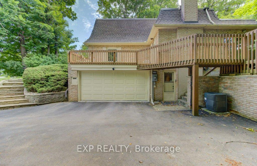 Photo 6 of 318 Shakespeare Place, Waterloo, Beechwood — HOMEH