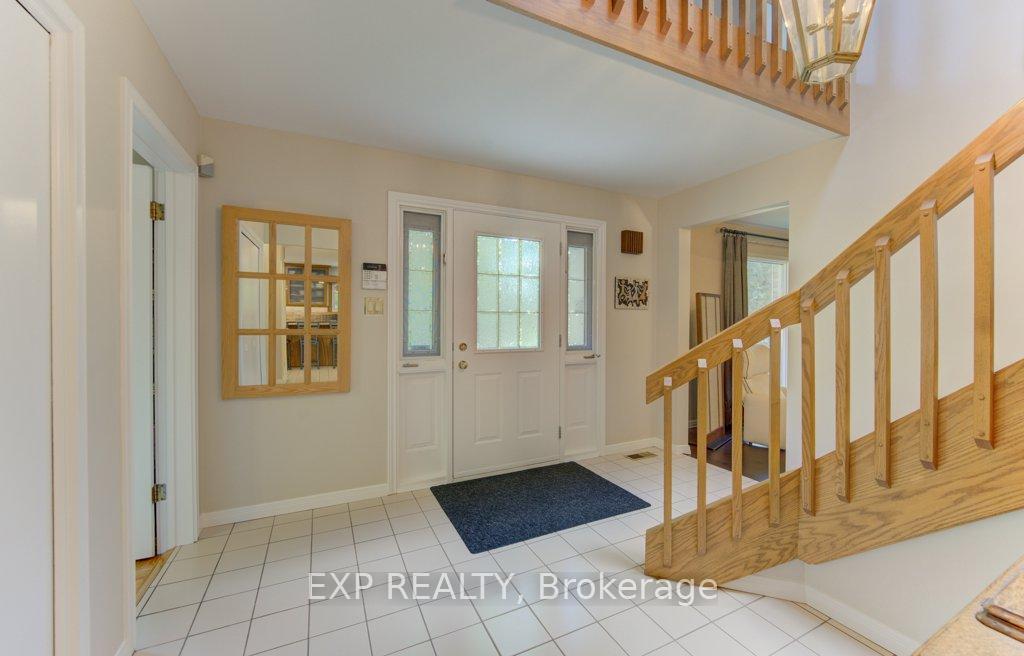 Photo 10 of 318 Shakespeare Place, Waterloo, Beechwood — HOMEH