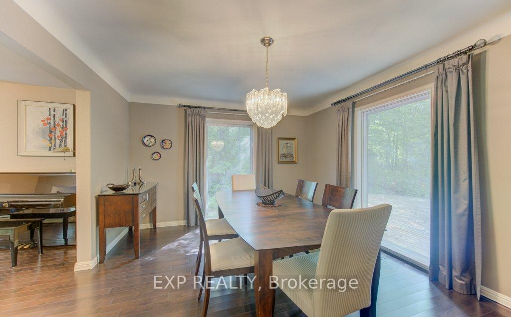 Photo 15 of 318 Shakespeare Place, Waterloo, Beechwood — HOMEH