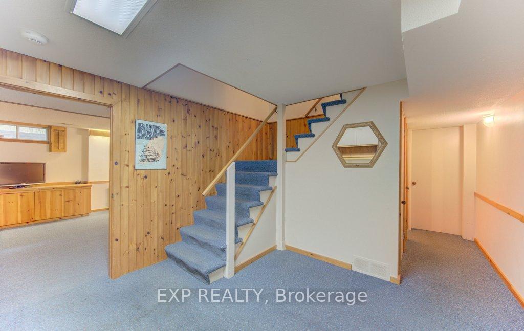 Photo 35 of 318 Shakespeare Place, Waterloo, Beechwood — HOMEH