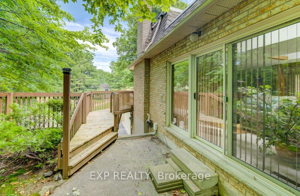 Photo 44 of 318 Shakespeare Place, Waterloo, Beechwood — HOMEH
