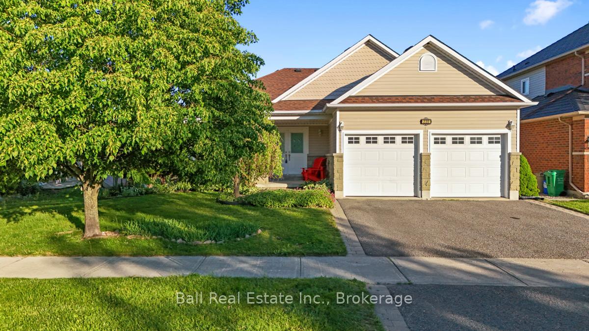 Photo 2 of 235 Evans Drive, Peterborough, Northcrest Ward 5 — HOMEH
