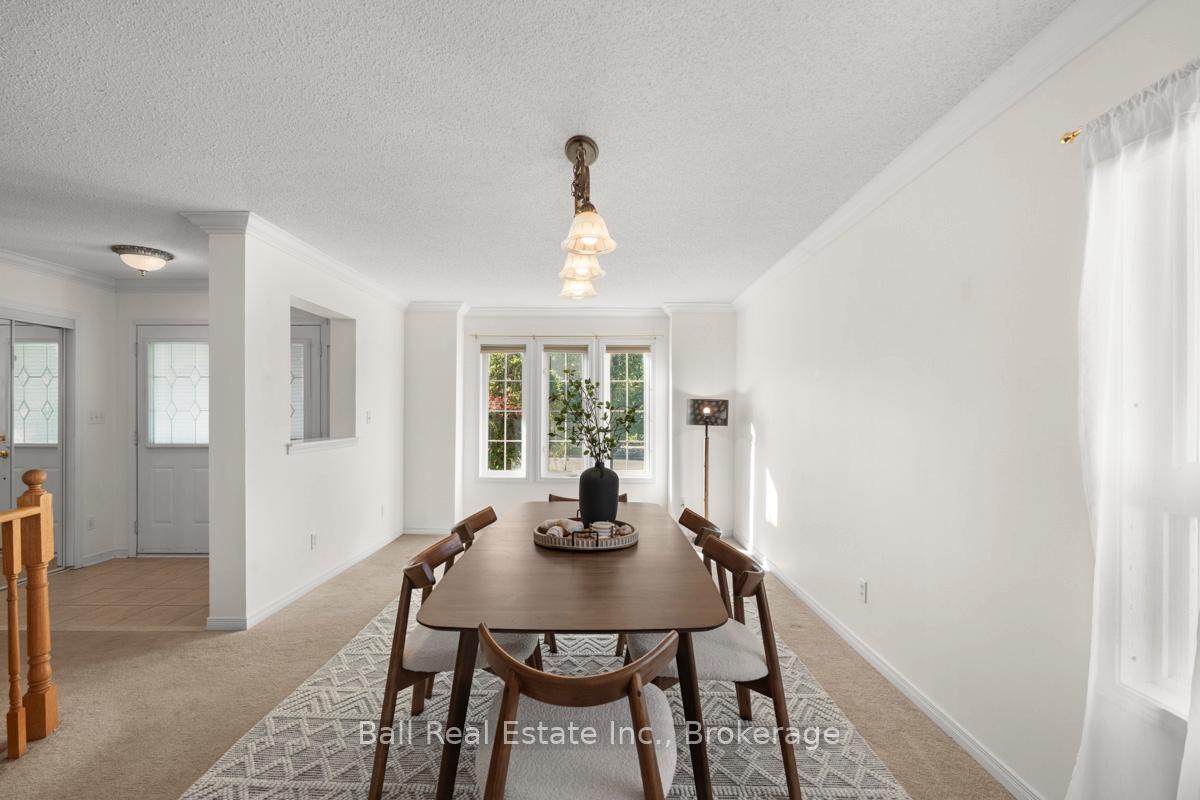Photo 8 of 235 Evans Drive, Peterborough, Northcrest Ward 5 — HOMEH