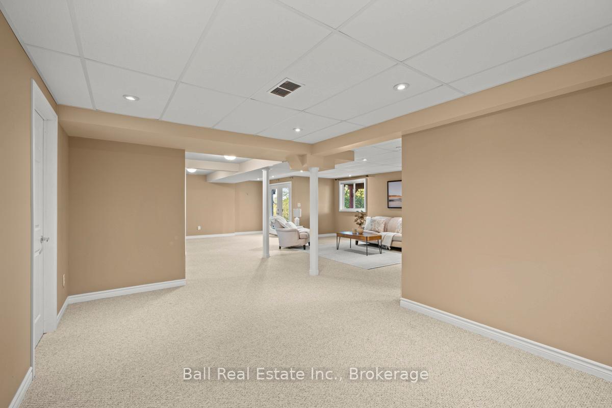 Photo 31 of 235 Evans Drive, Peterborough, Northcrest Ward 5 — HOMEH