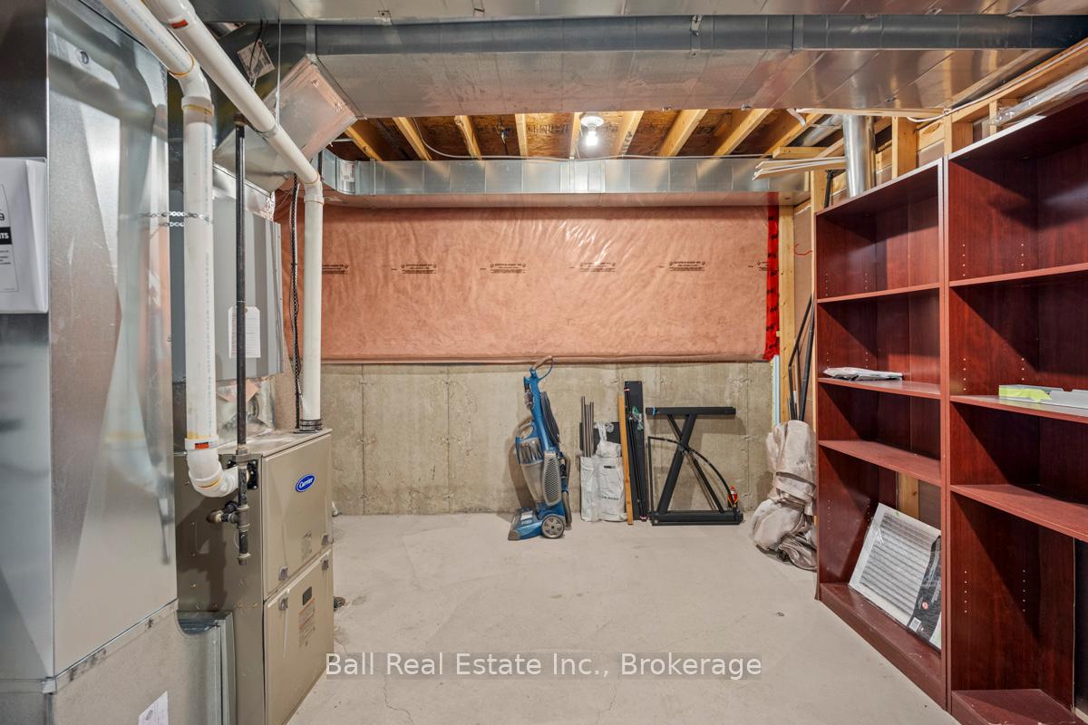 Photo 40 of 235 Evans Drive, Peterborough, Northcrest Ward 5 — HOMEH