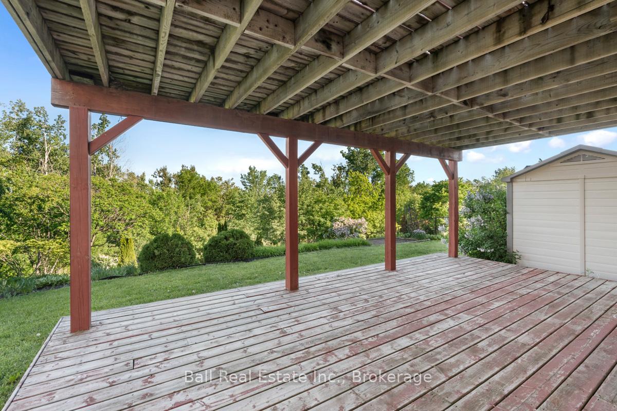 Photo 44 of 235 Evans Drive, Peterborough, Northcrest Ward 5 — HOMEH