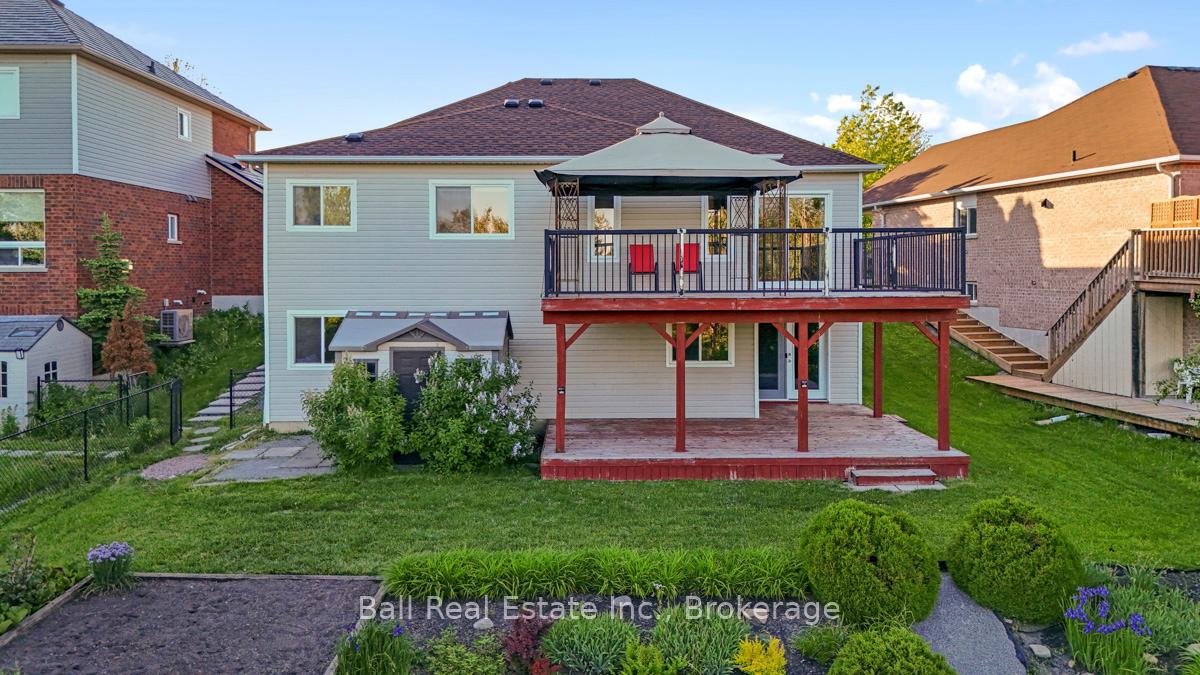 Photo 46 of 235 Evans Drive, Peterborough, Northcrest Ward 5 — HOMEH