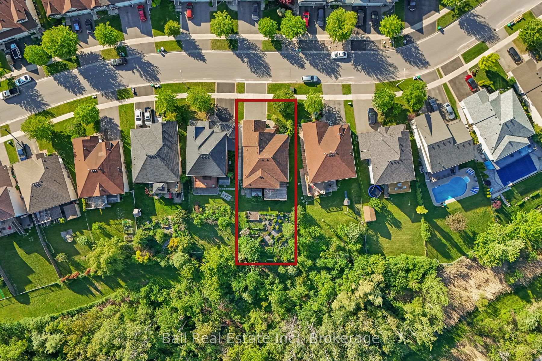 Photo 49 of 235 Evans Drive, Peterborough, Northcrest Ward 5 — HOMEH