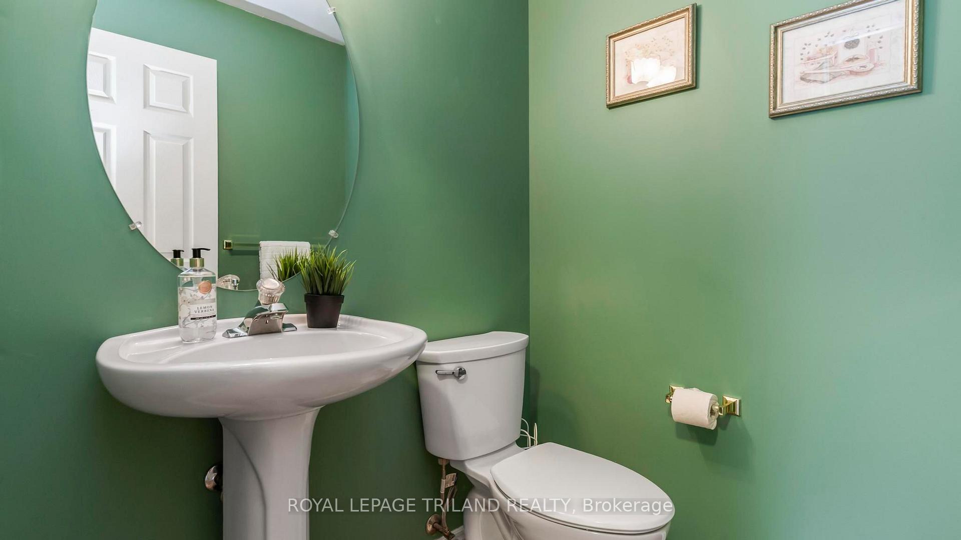 Photo 16 of 17 Windemere Place, St. Thomas — HOMEH