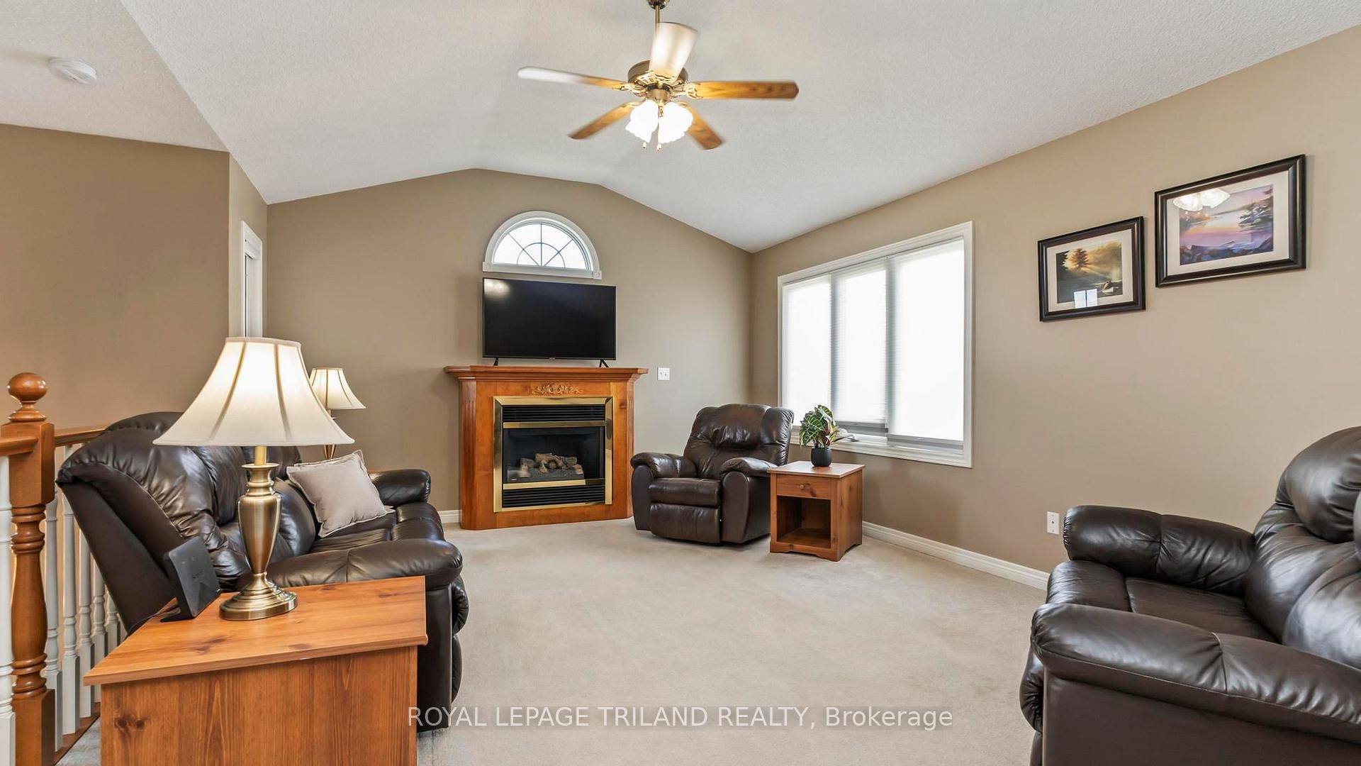 Photo 18 of 17 Windemere Place, St. Thomas — HOMEH
