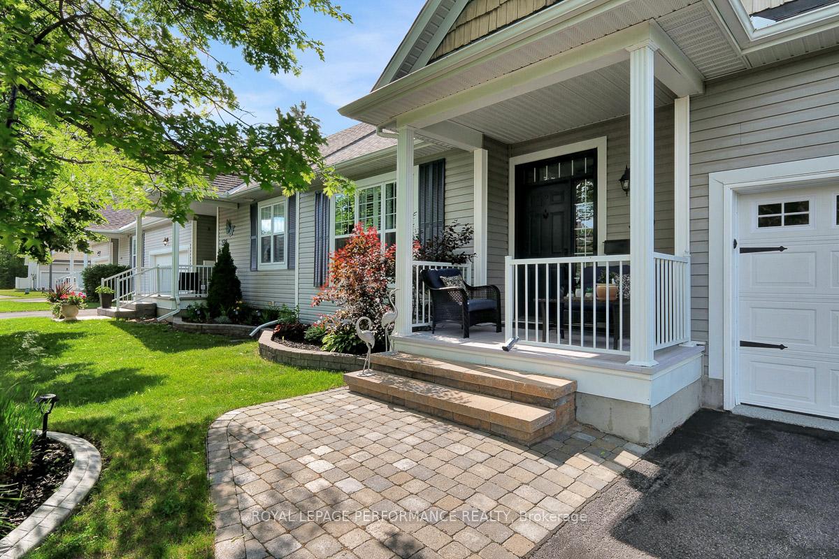Photo 2 of 540 Trailview Private, Ottawa, Carlsbad Springs — HOMEH