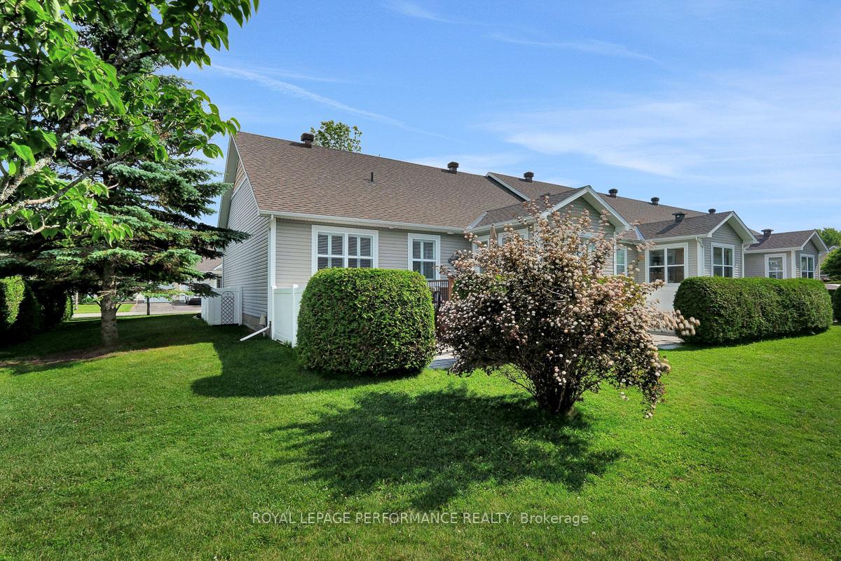 Photo 38 of 540 Trailview Private, Ottawa, Carlsbad Springs — HOMEH