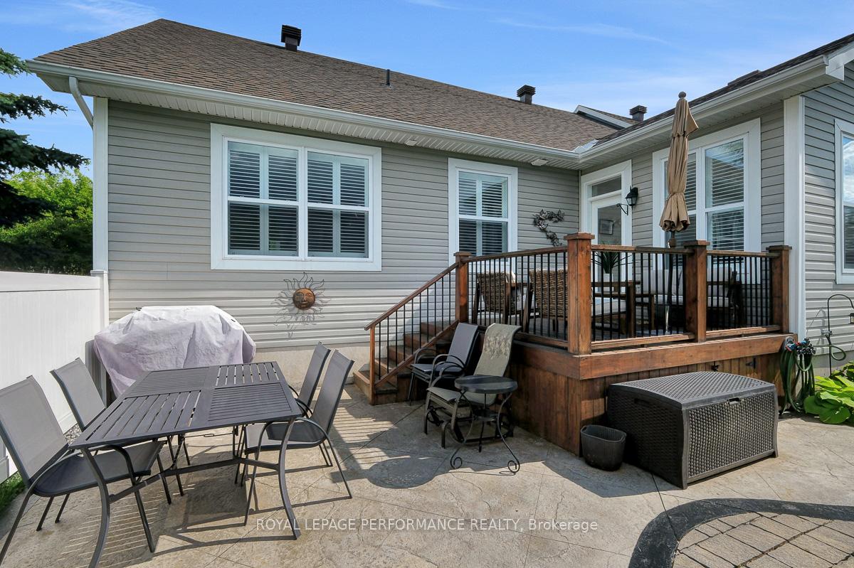 Photo 41 of 540 Trailview Private, Ottawa, Carlsbad Springs — HOMEH