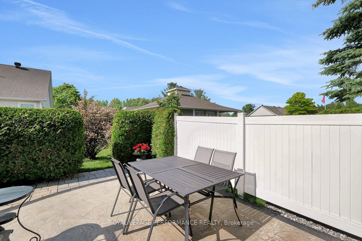 Photo 43 of 540 Trailview Private, Ottawa, Carlsbad Springs — HOMEH