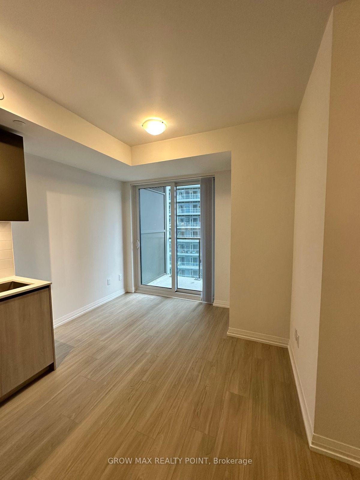 Photo 8 of Unit 3409, 8 Widmer Street NW, Toronto, Waterfront Communities — HOMEH