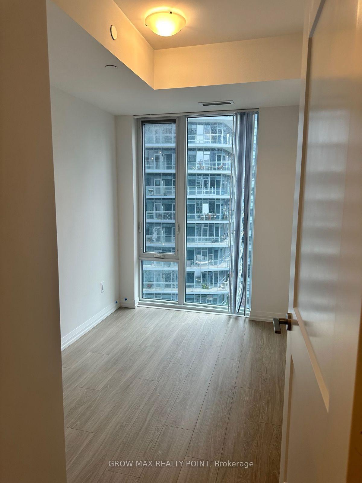 Photo 9 of Unit 3409, 8 Widmer Street NW, Toronto, Waterfront Communities — HOMEH