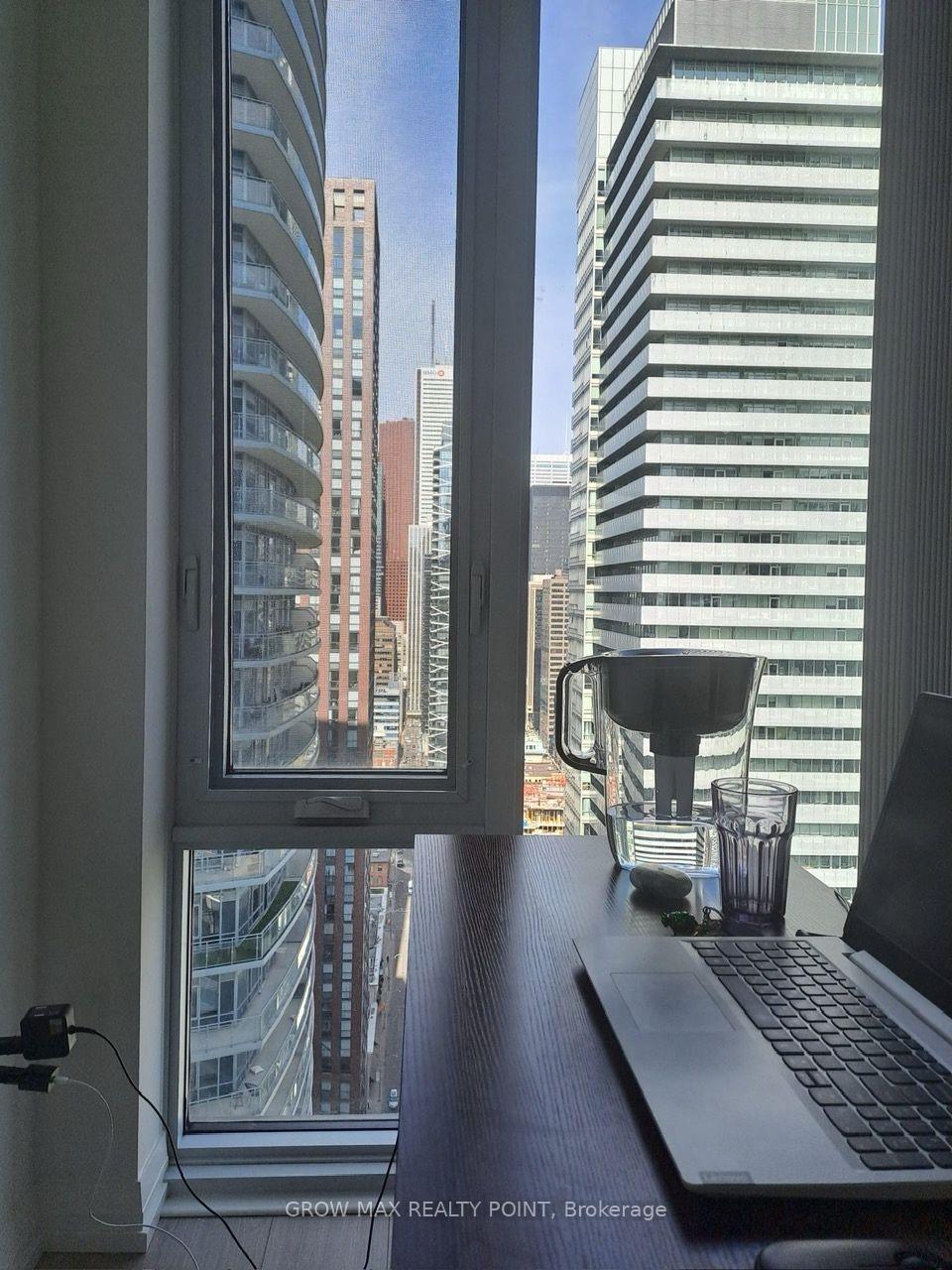 Photo 11 of Unit 3409, 8 Widmer Street NW, Toronto, Waterfront Communities — HOMEH
