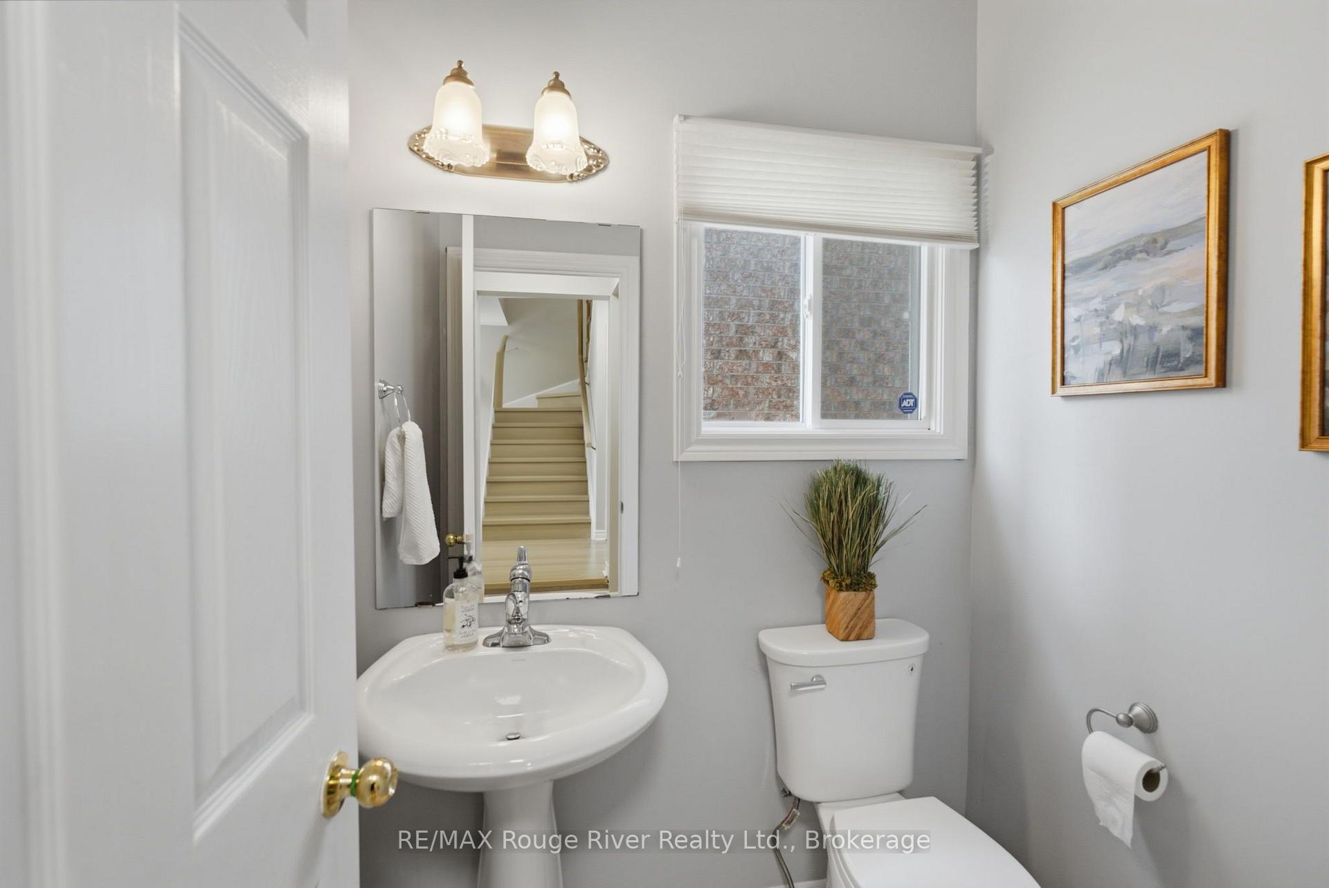 Photo 5 of 2125 Scottscraig Drive, Oshawa, Kedron — HOMEH