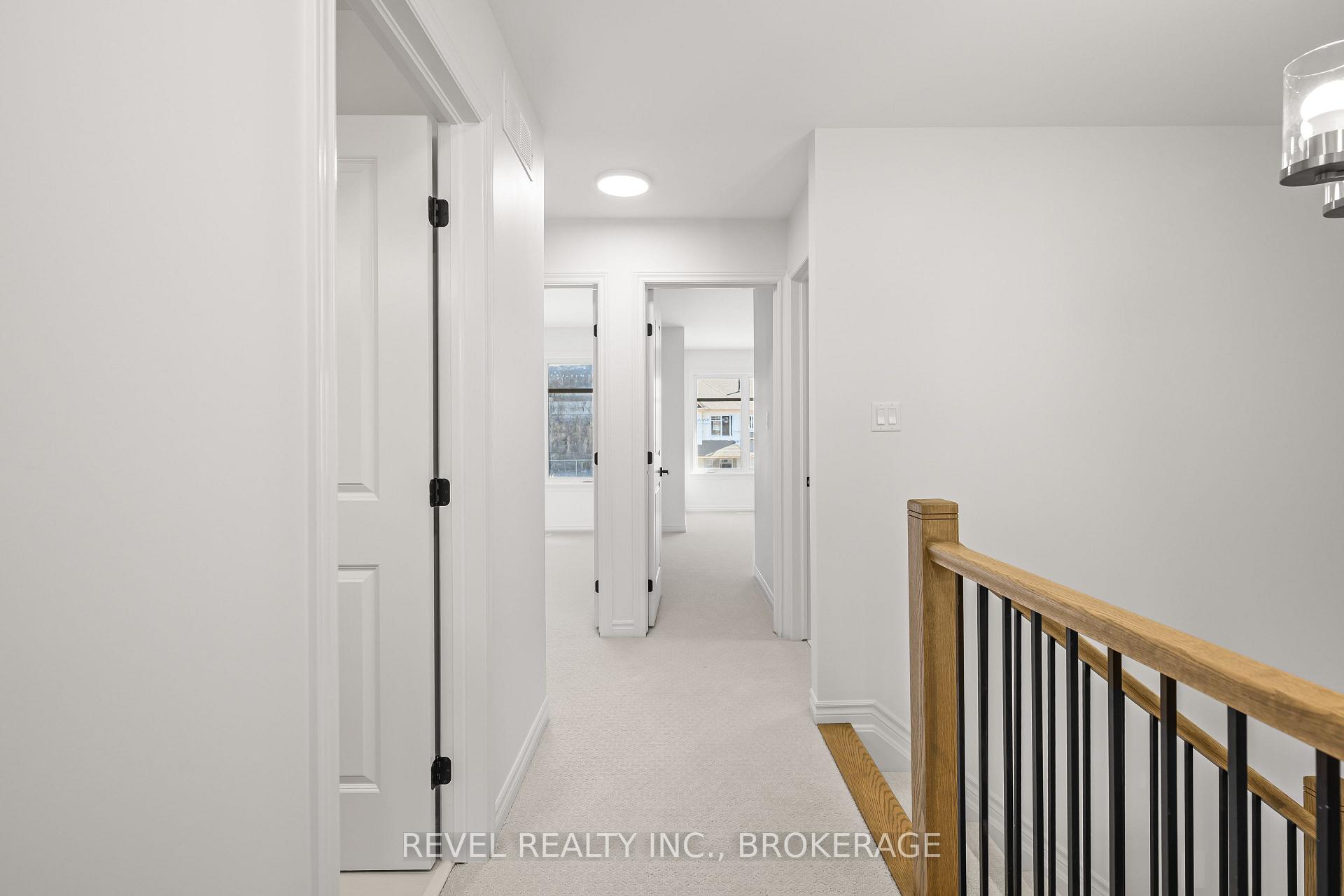 Photo 11 of 332 Dockside Drive, Kingston, Kingston East (Incl Barret Crt) — HOMEH