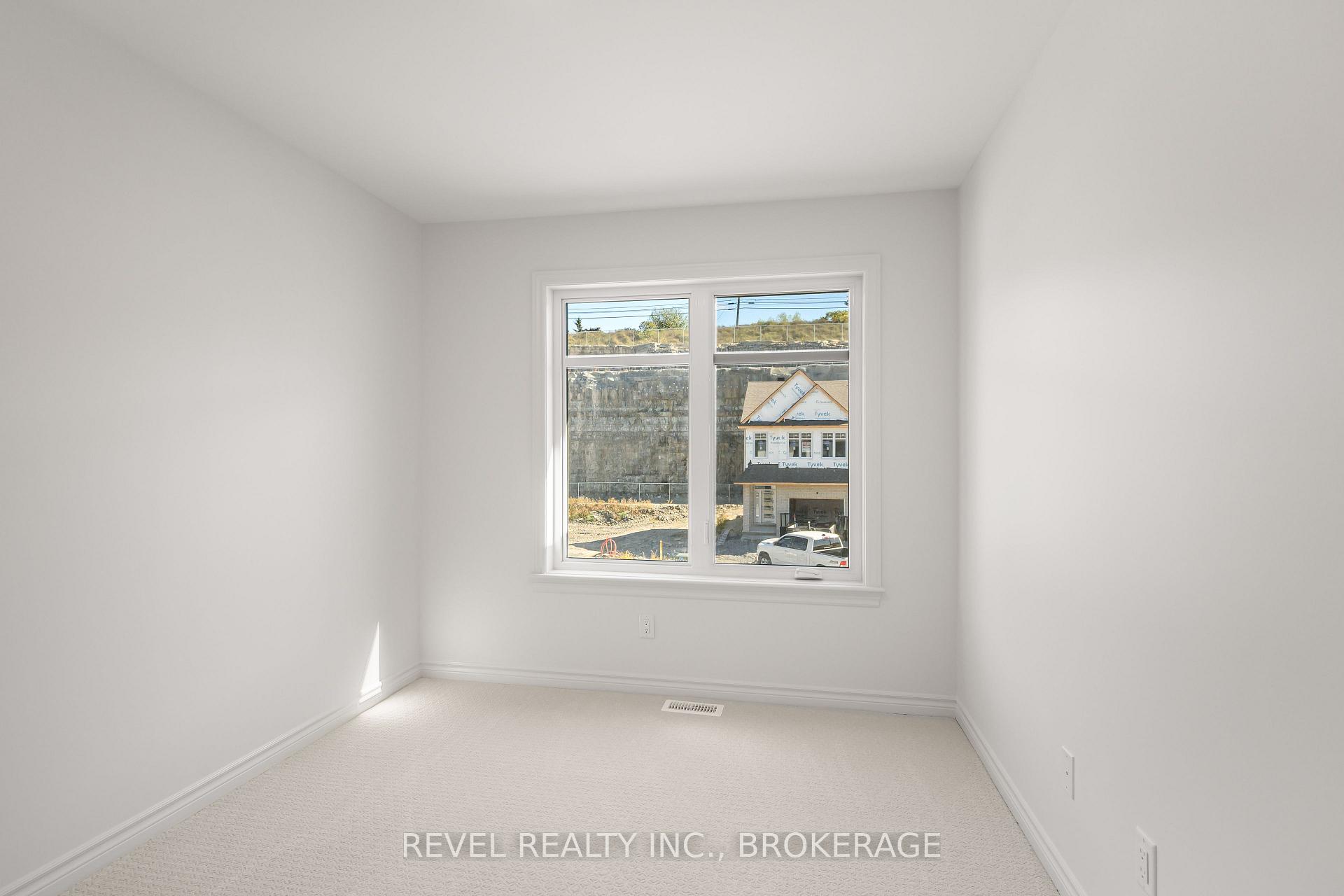 Photo 22 of 332 Dockside Drive, Kingston, Kingston East (Incl Barret Crt) — HOMEH