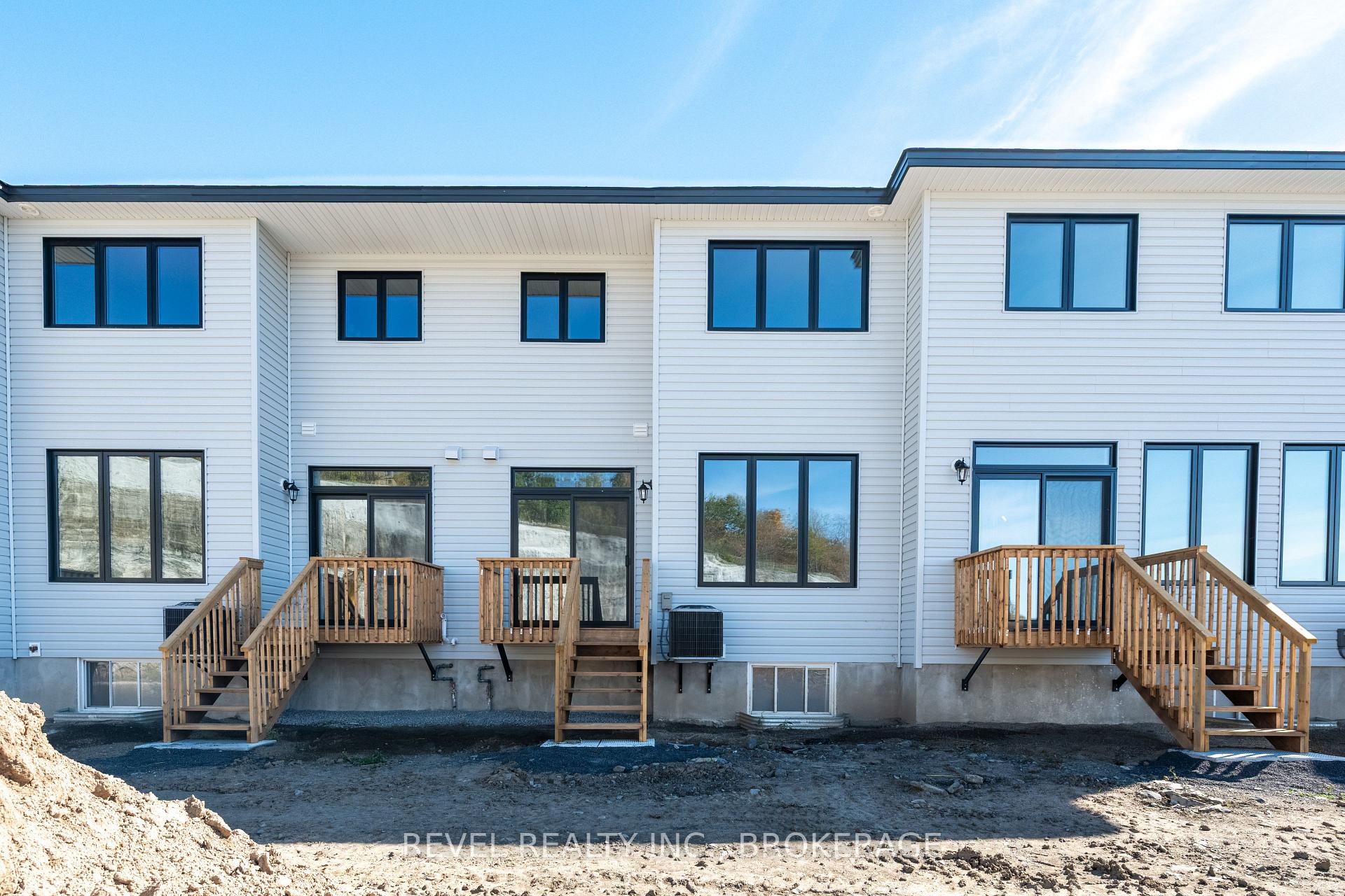 Photo 28 of 332 Dockside Drive, Kingston, Kingston East (Incl Barret Crt) — HOMEH