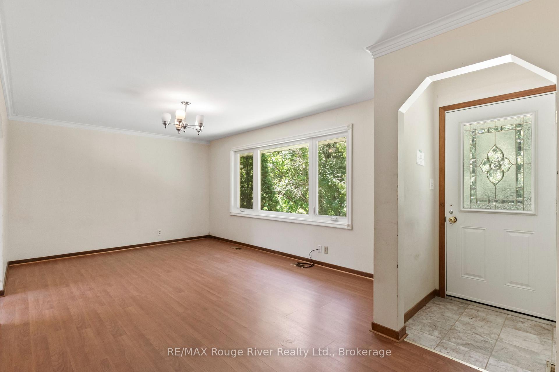 Photo 6 of 3403 Holt Road, Clarington, Bowmanville — HOMEH