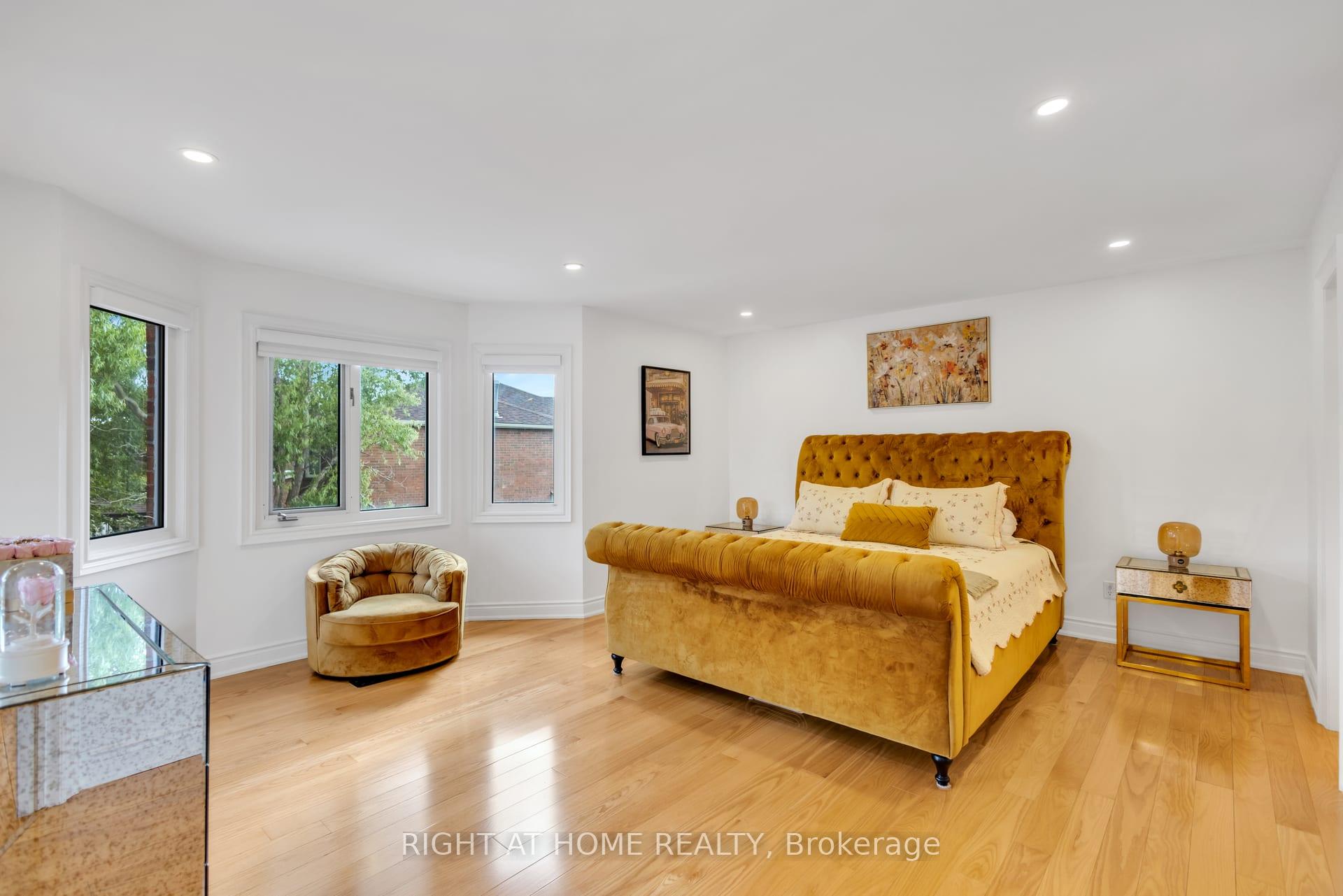 Photo 14 of 4345 Romfield Crescent, Mississauga, Central Erin Mills — HOMEH