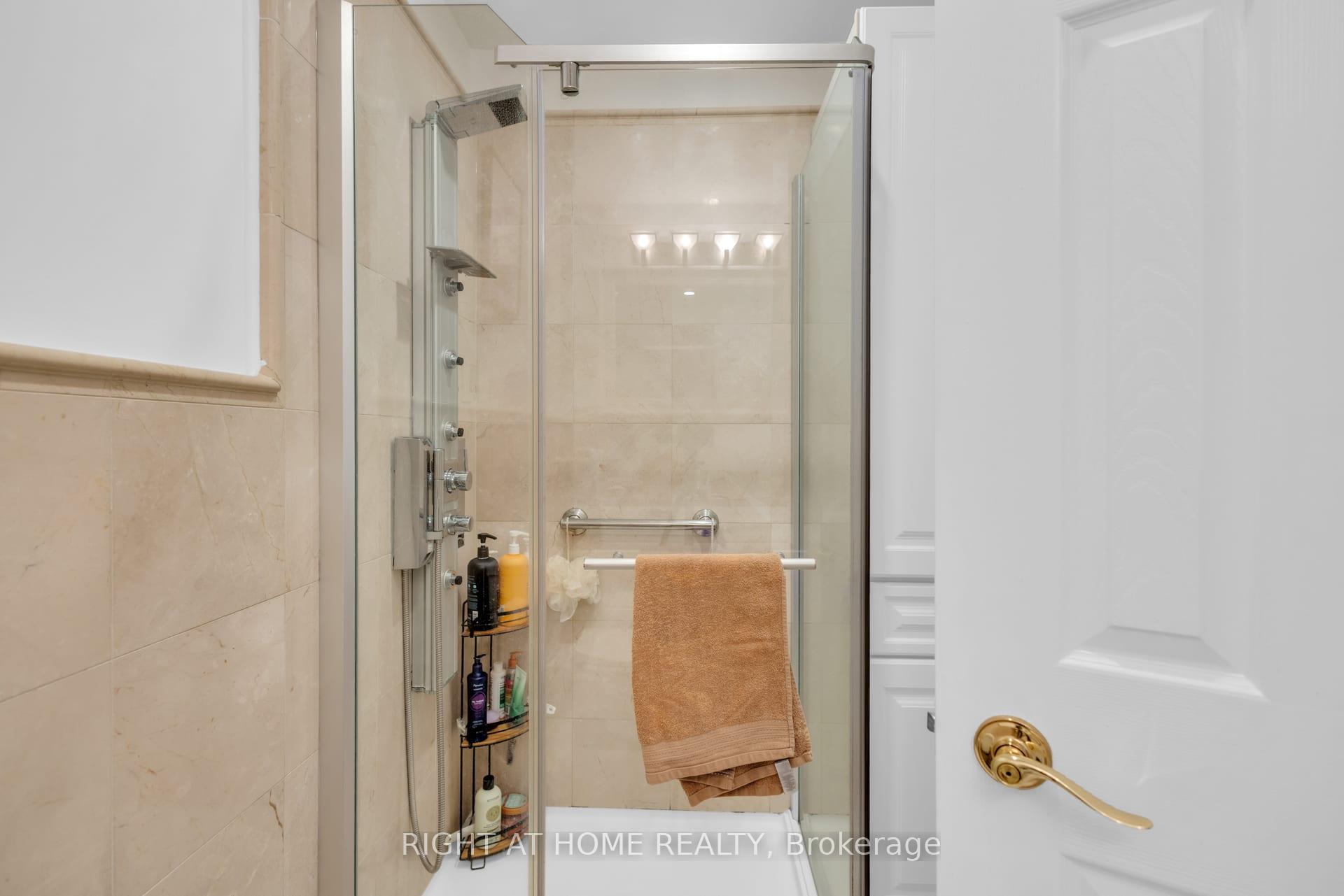 Photo 16 of 4345 Romfield Crescent, Mississauga, Central Erin Mills — HOMEH