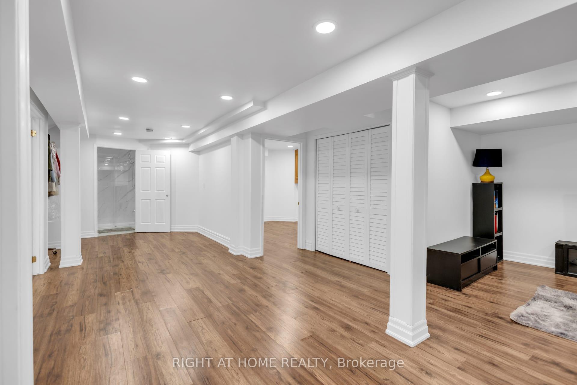 Photo 23 of 4345 Romfield Crescent, Mississauga, Central Erin Mills — HOMEH