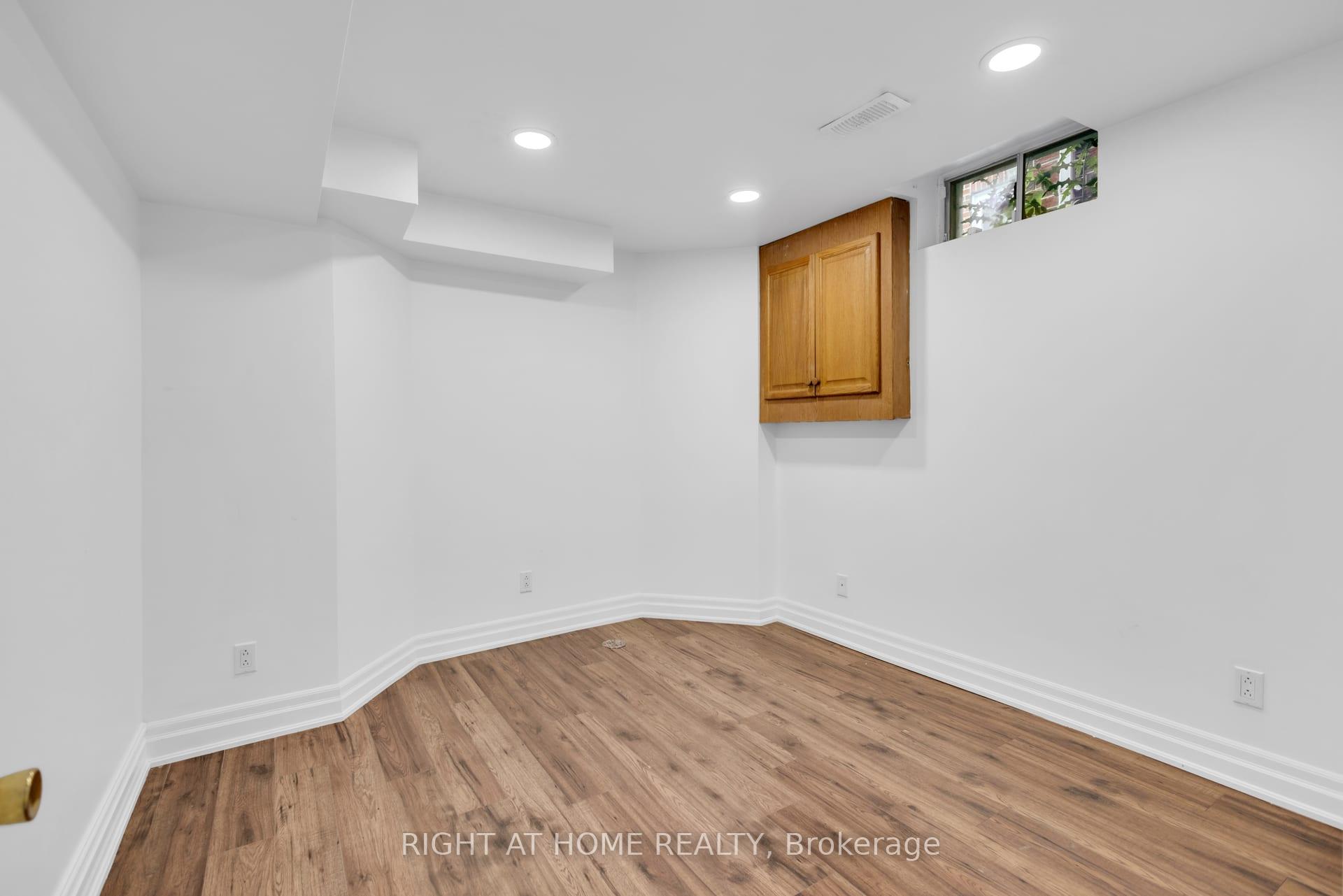 Photo 24 of 4345 Romfield Crescent, Mississauga, Central Erin Mills — HOMEH