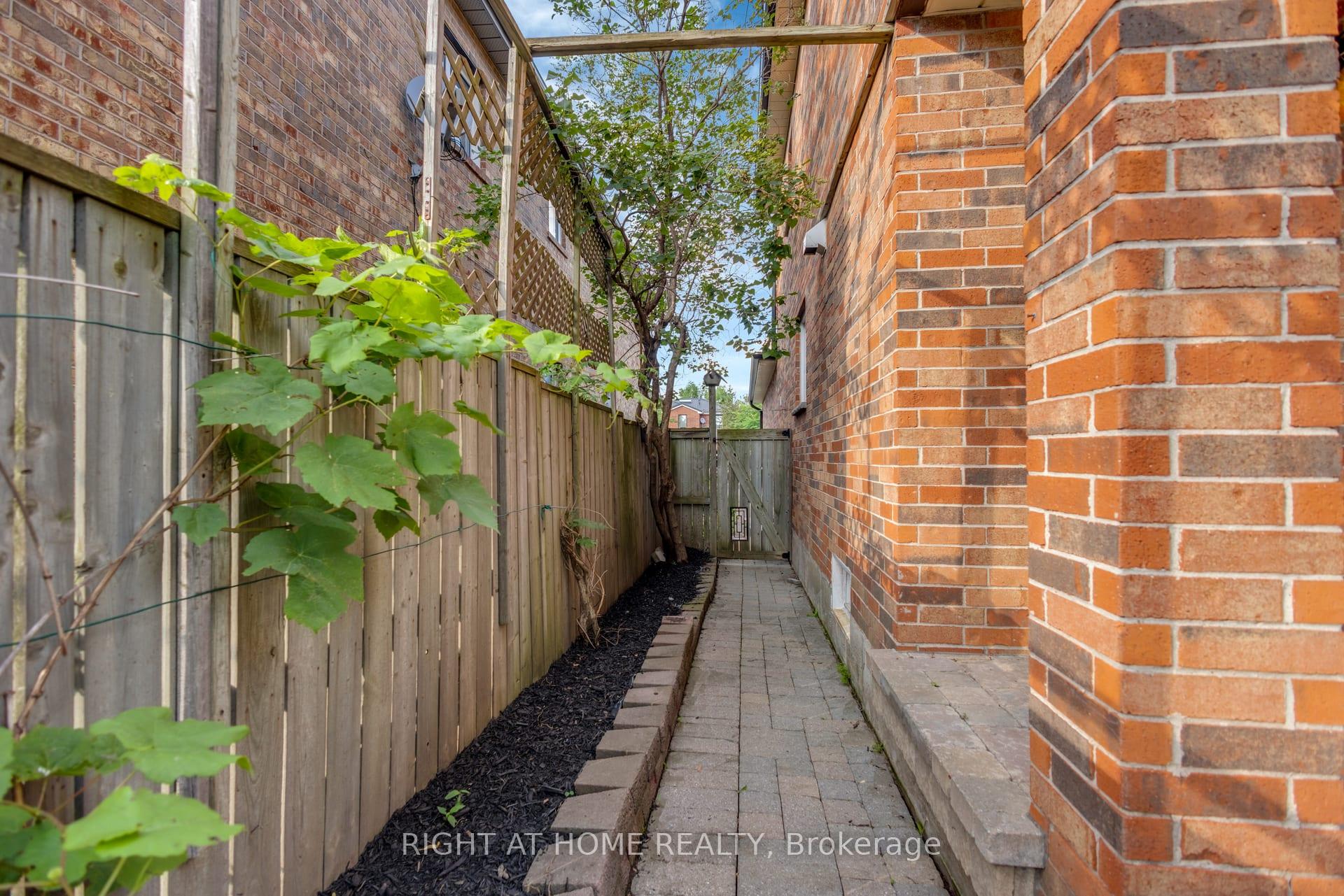 Photo 29 of 4345 Romfield Crescent, Mississauga, Central Erin Mills — HOMEH