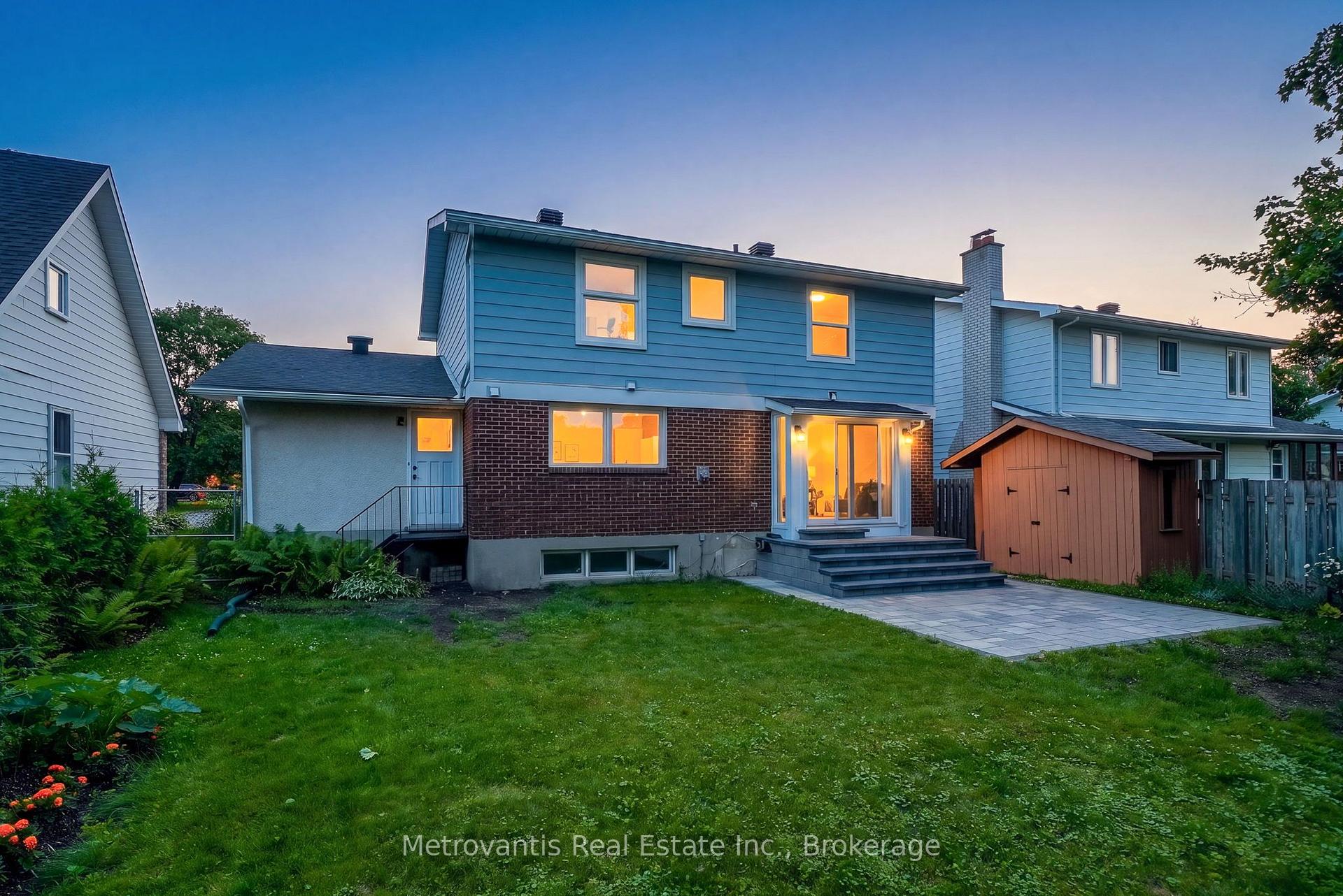Photo 3 of 607 Laverendrye Drive, Ottawa, Beacon Hill North — HOMEH