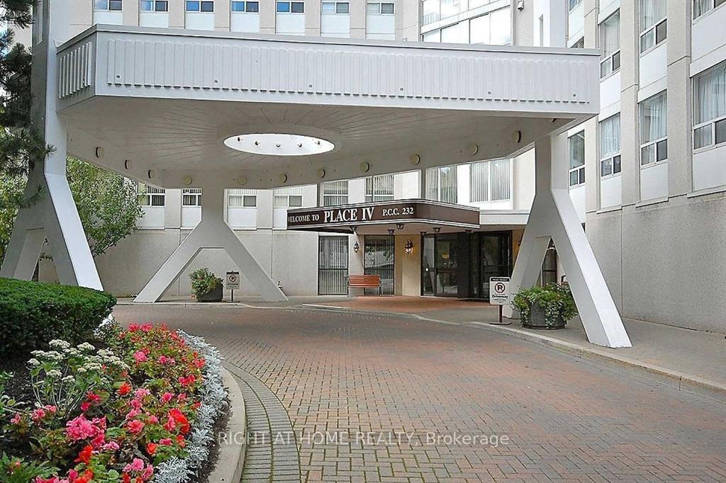 Photo 2 of Unit 3202, 3650 Kaneff Crescent, Mississauga, Mississauga Valleys — HOMEH