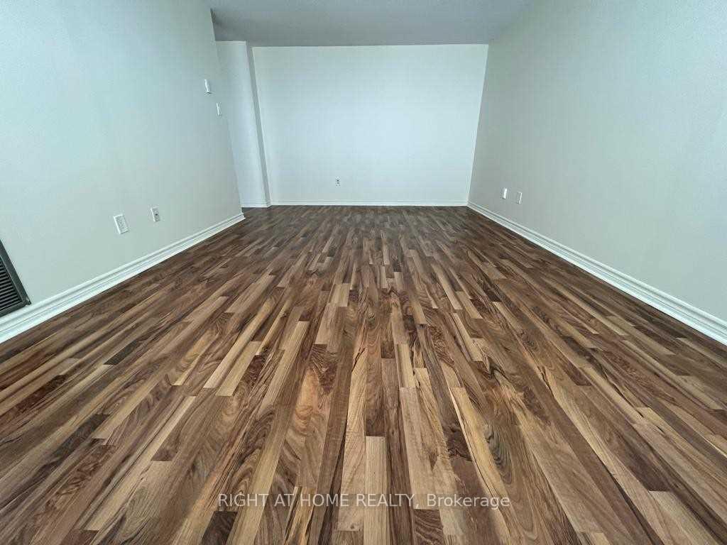 Photo 4 of Unit 3202, 3650 Kaneff Crescent, Mississauga, Mississauga Valleys — HOMEH