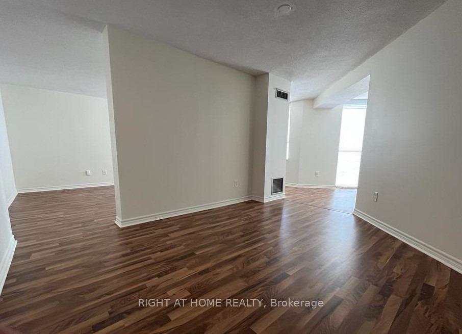Photo 5 of Unit 3202, 3650 Kaneff Crescent, Mississauga, Mississauga Valleys — HOMEH