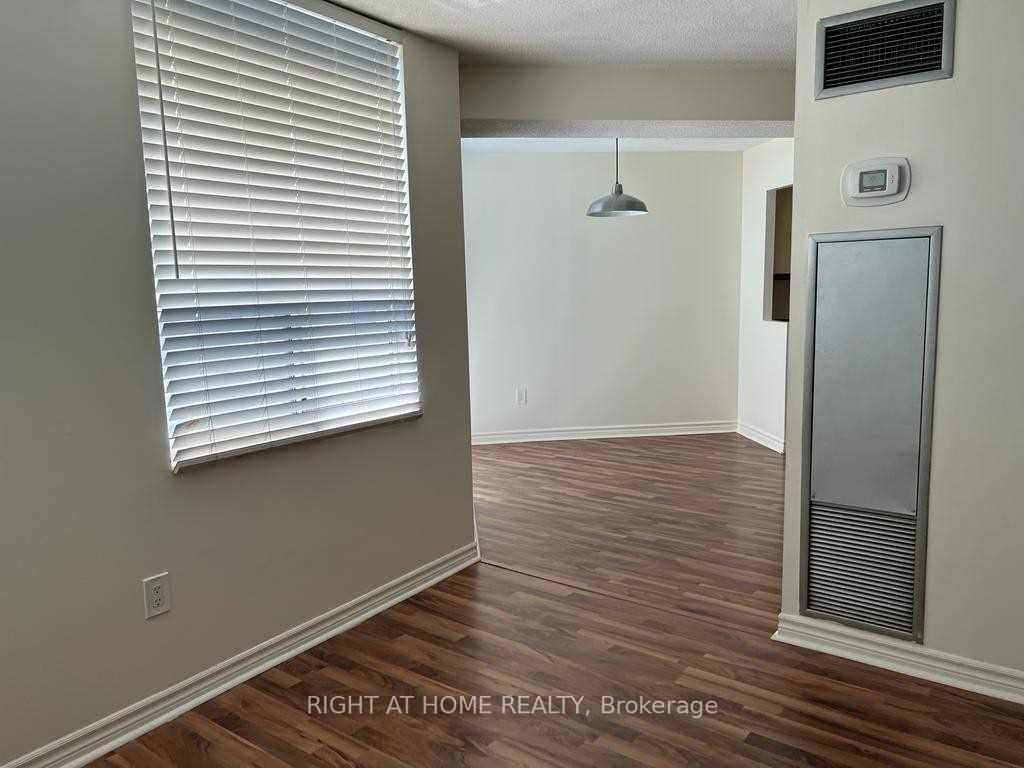 Photo 7 of Unit 3202, 3650 Kaneff Crescent, Mississauga, Mississauga Valleys — HOMEH