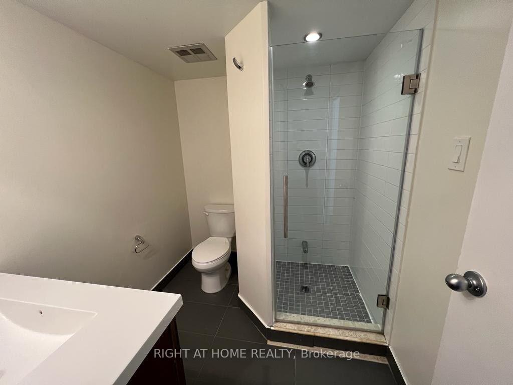 Photo 16 of Unit 3202, 3650 Kaneff Crescent, Mississauga, Mississauga Valleys — HOMEH