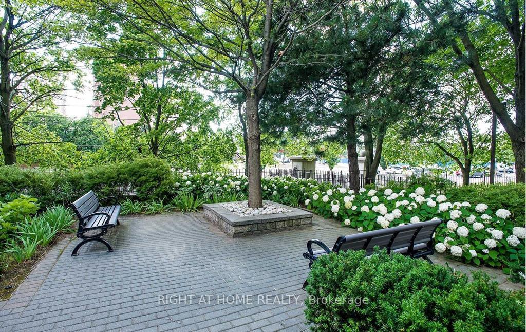 Photo 21 of Unit 3202, 3650 Kaneff Crescent, Mississauga, Mississauga Valleys — HOMEH