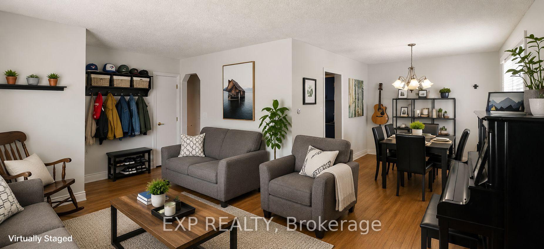 Photo 3 of 32 Guest Street, Brampton, Downtown Brampton — HOMEH